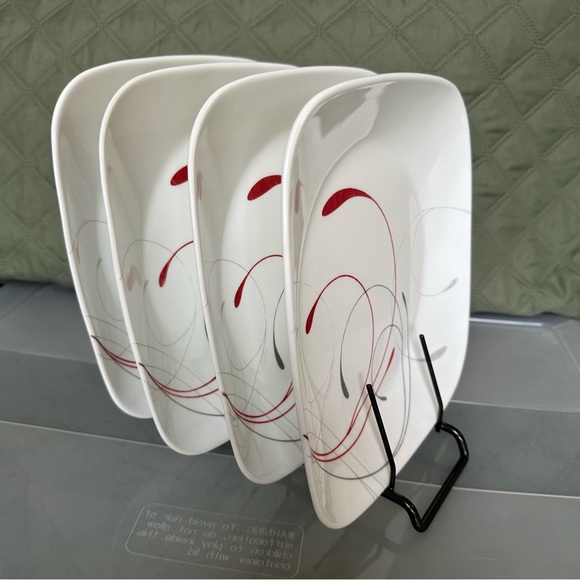 Set of 4 - Corelle Splendor - 9” Luncheon Plates - Picture 2 of 11